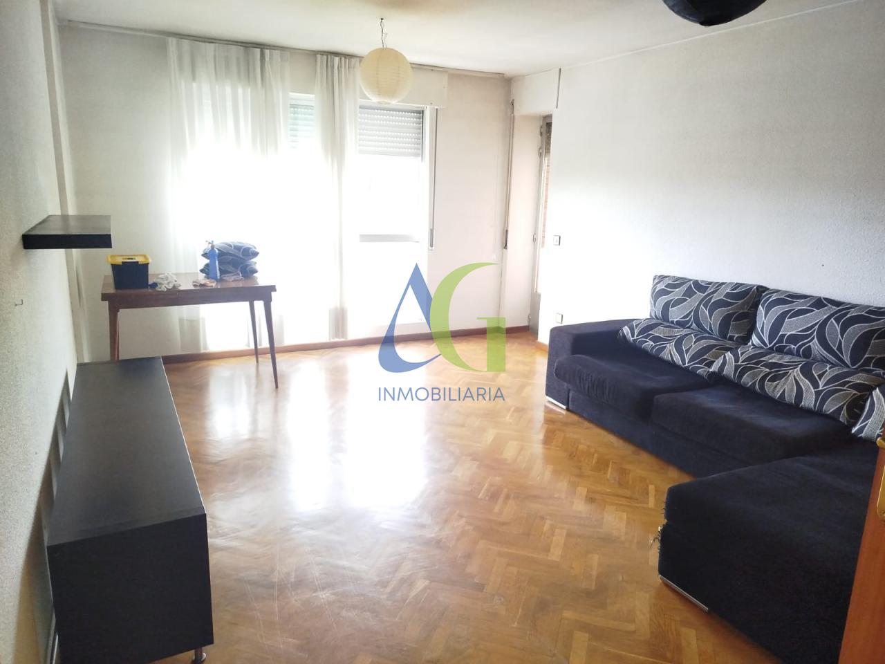 SE VENDE PISO DE 3 HABITACIONES EN VILLAOBISPO. ZONA CASA CULTURA