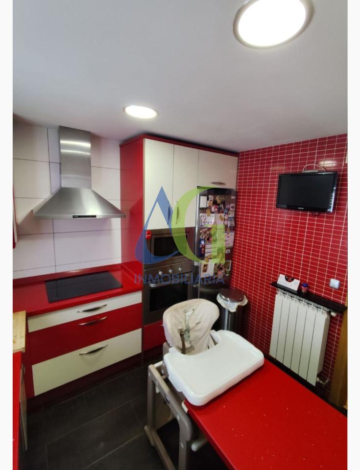 SE VENDE PISO DE 2 HABITACIONES EN LEON. ZONA EJIDO