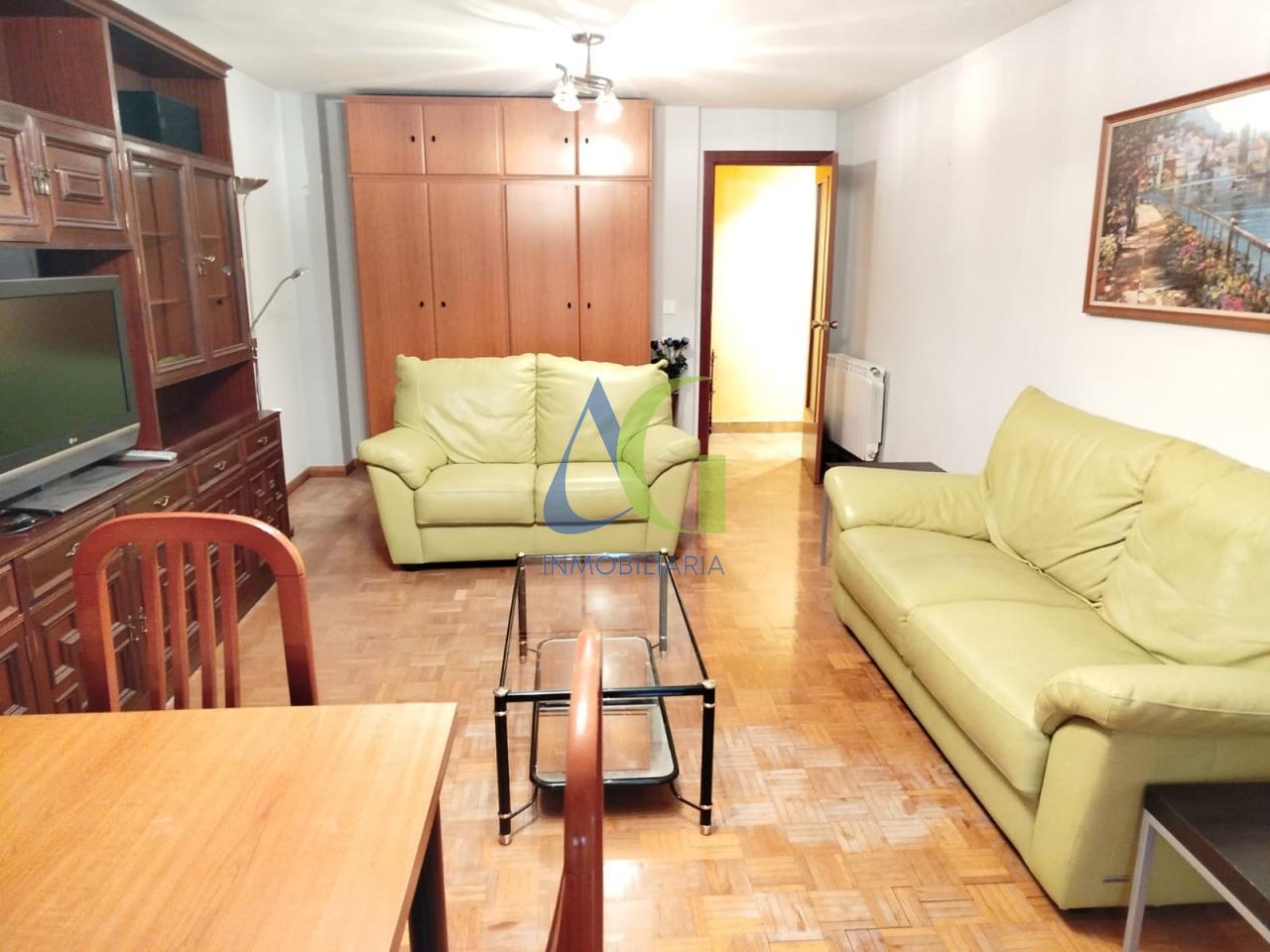 SE VENDE PISO DE 2 HABITACIONES A LA ENTRADA DE VILLAOBISPO