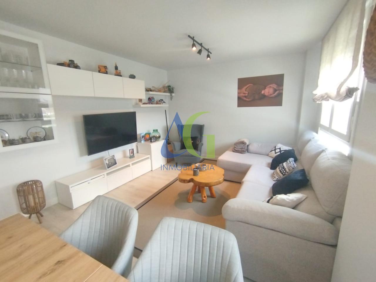 SE VENDE PISO DE 2 HABITACIONES EN VILLAOBISPO.