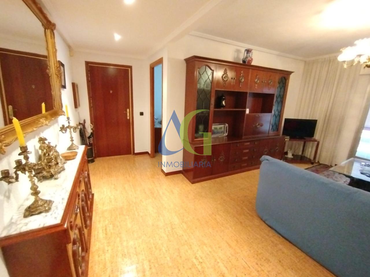 SE ALQUILA  PISO DE 3 HABITACIONES EN LEON. ZONA SAN MAMES - PALOMERA
