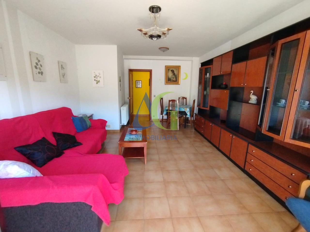 SE VENDE PISO DE 3 HABITACIONES EN SABERO