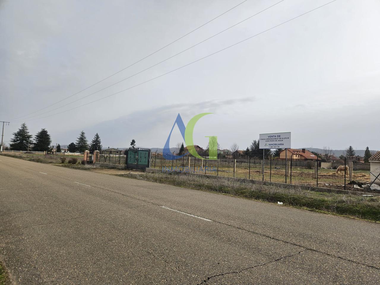 SE VENDEN FINCA URBANIZABLE EN EL CAMINON DE 6.275M